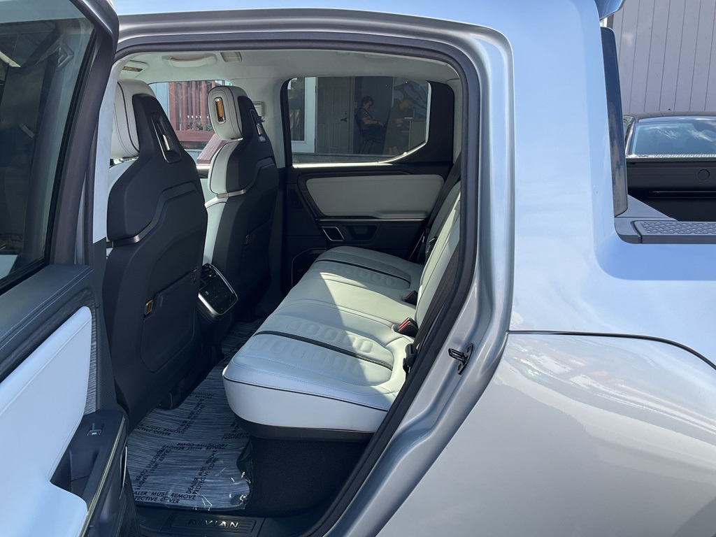 2023 Rivian R1T Adventure photo 22