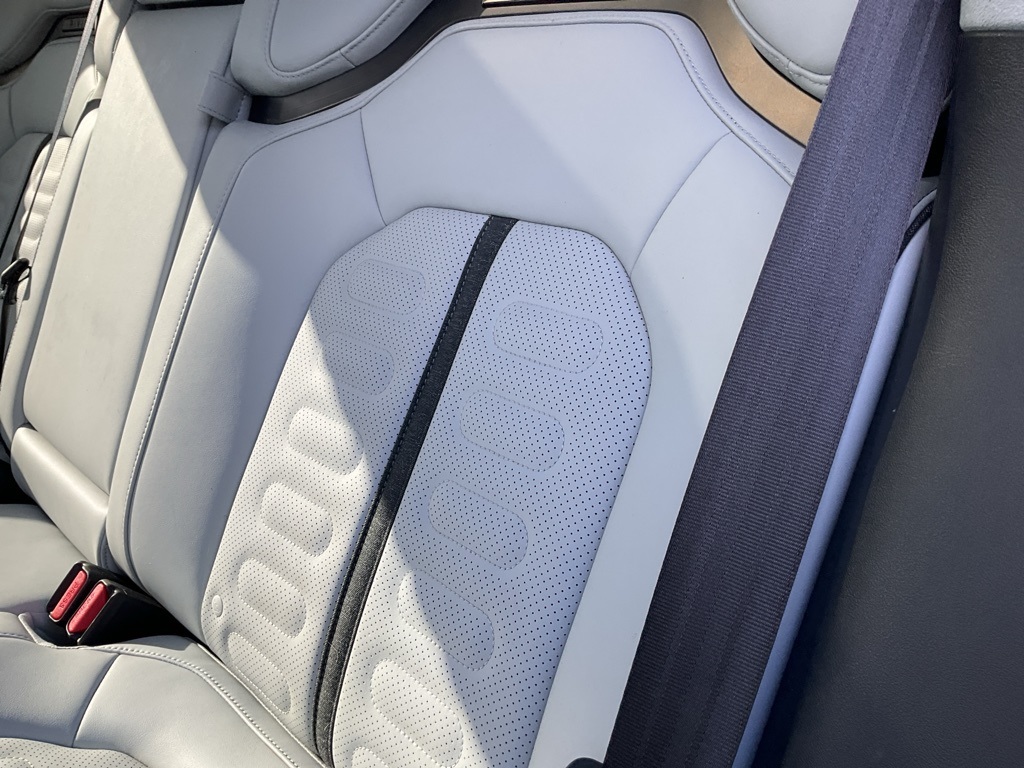 2023 Rivian R1T Adventure photo 25