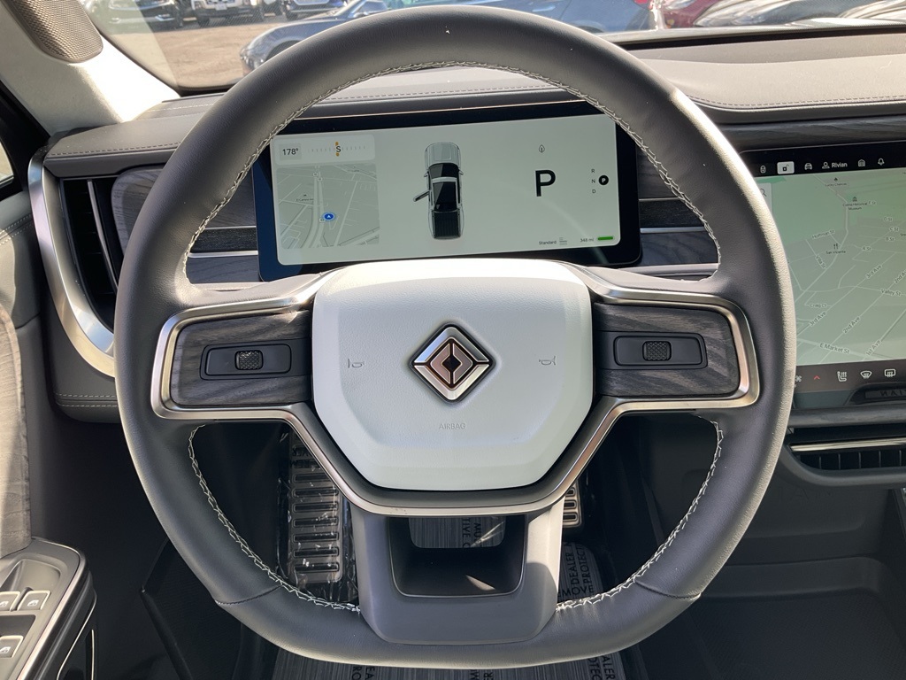2023 Rivian R1T Adventure photo 33