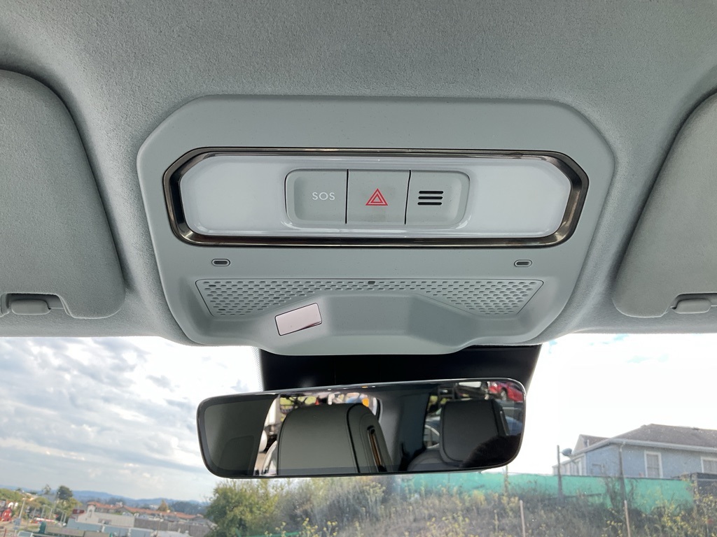 2023 Rivian R1T Adventure photo 37