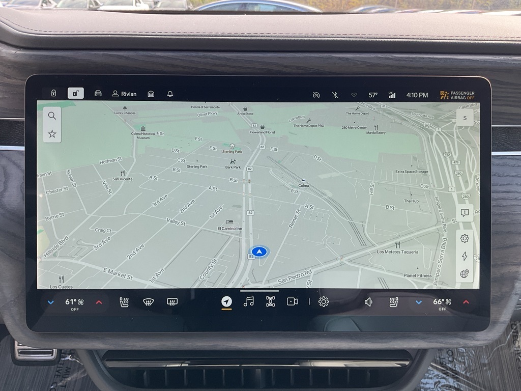 2023 Rivian R1T Adventure photo 38