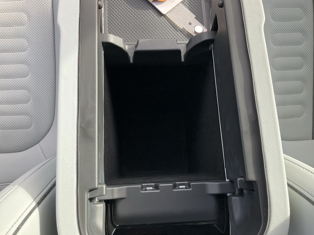 2023 Rivian R1T Adventure photo 41