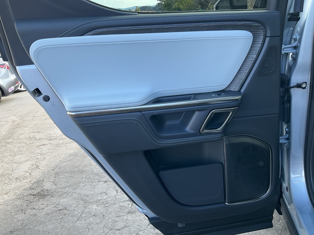 2023 Rivian R1T Adventure photo 43