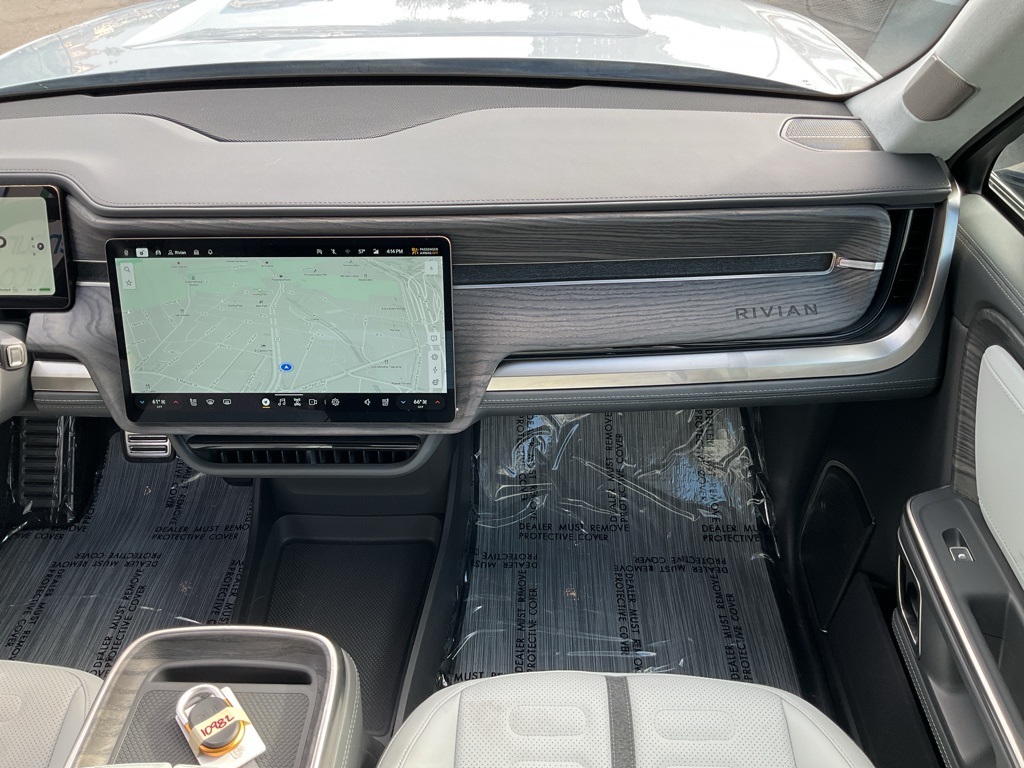 2023 Rivian R1T Adventure photo 52