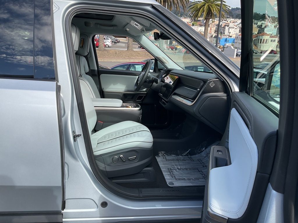 2023 Rivian R1T Adventure photo 55