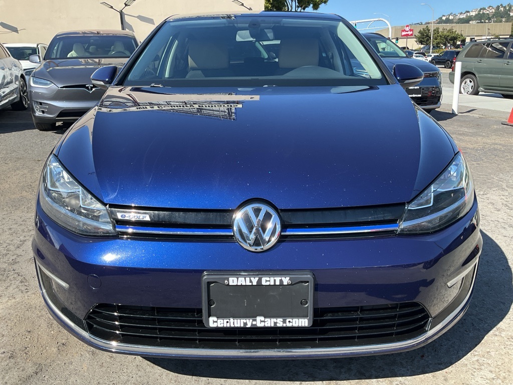 2017 Volkswagen e-Golf SE photo 2