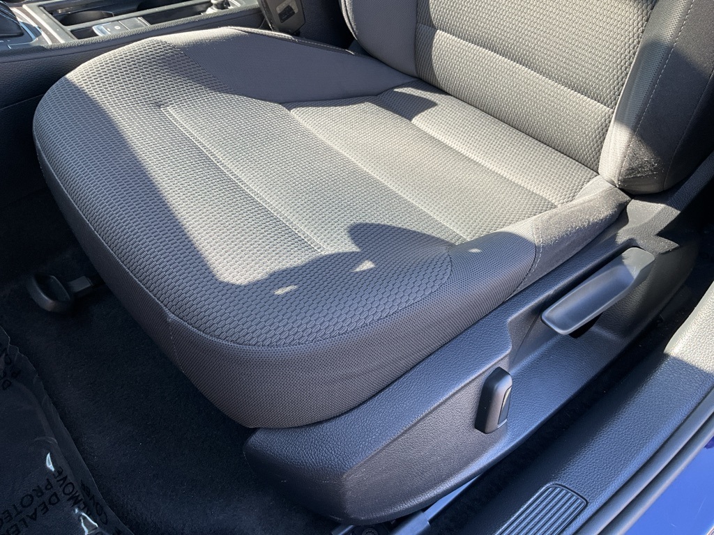 2017 Volkswagen e-Golf SE photo 14