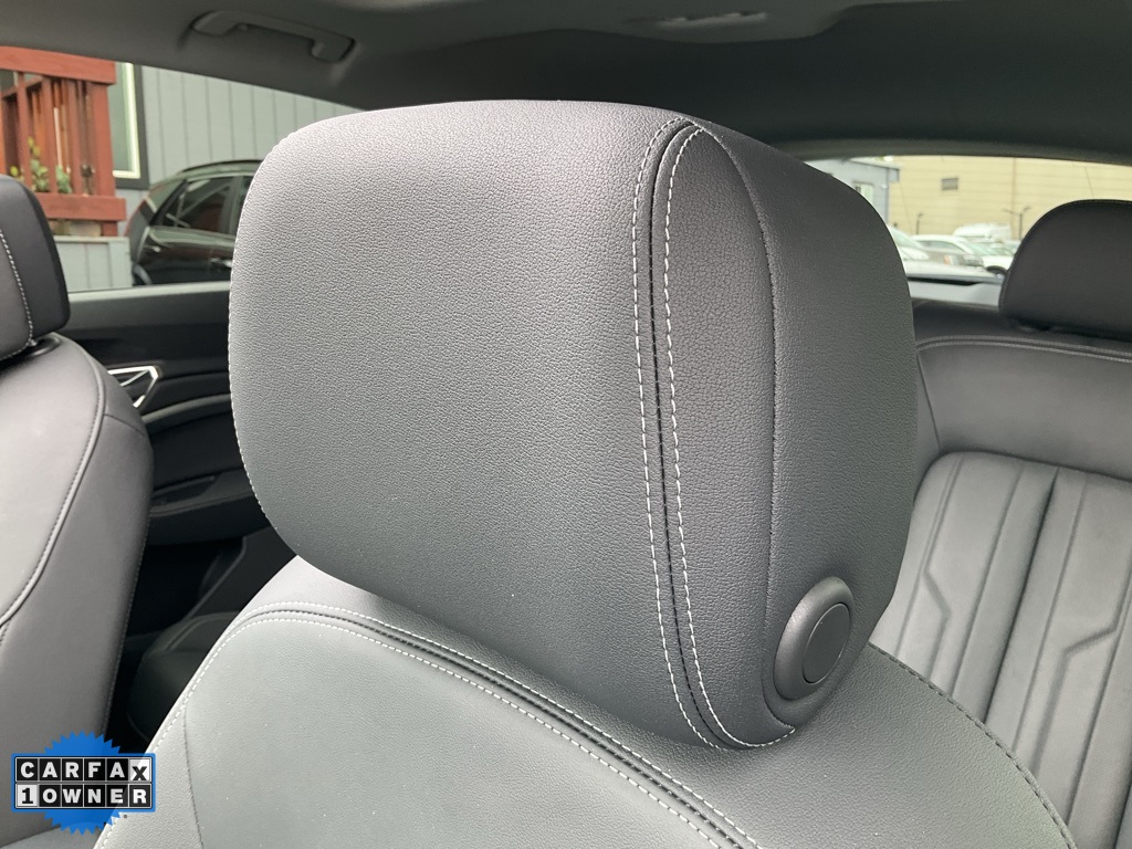 2021 Audi e-tron Premium Plus photo 17