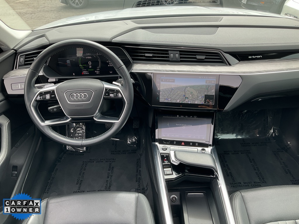 2021 Audi e-tron Premium Plus photo 28
