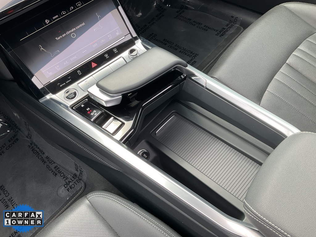 2021 Audi e-tron Premium Plus photo 36