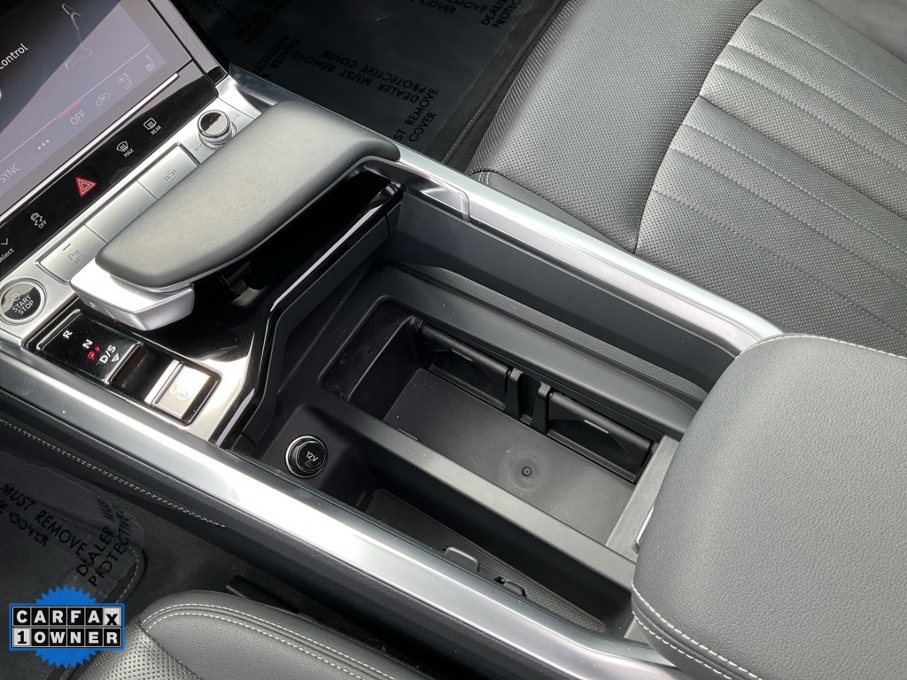 2021 Audi e-tron Premium Plus photo 37