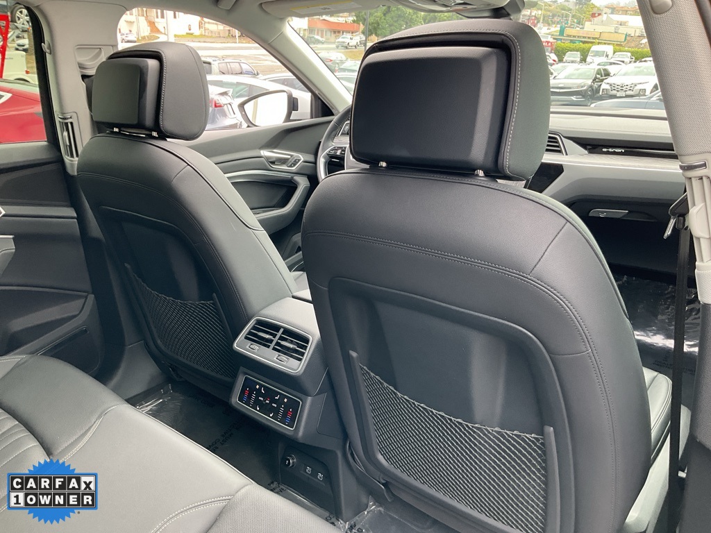 2021 Audi e-tron Premium Plus photo 48