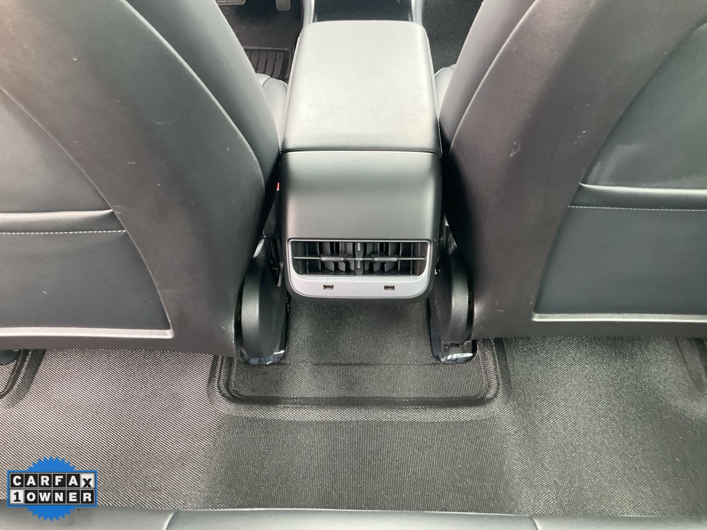 2019 Tesla Model 3 Long Range photo 29