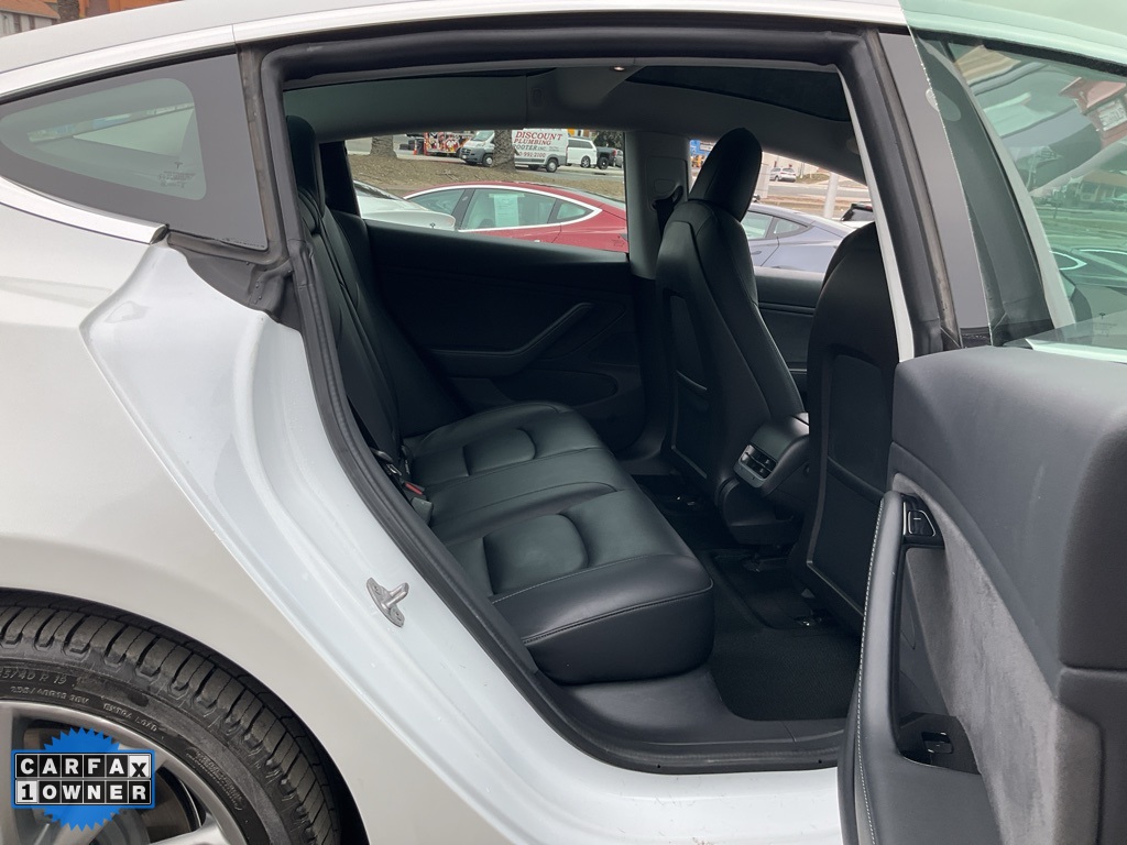 2019 Tesla Model 3 Long Range photo 44