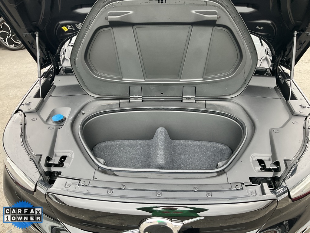 2023 Volvo C40 Recharge Ultimate photo 8