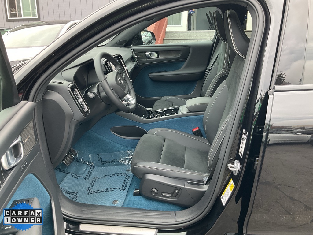 2023 Volvo C40 Recharge Ultimate photo 11