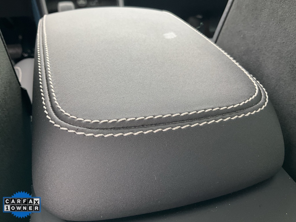 2023 Volvo C40 Recharge Ultimate photo 37