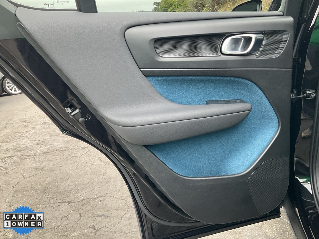 2023 Volvo C40 Recharge Ultimate photo 38