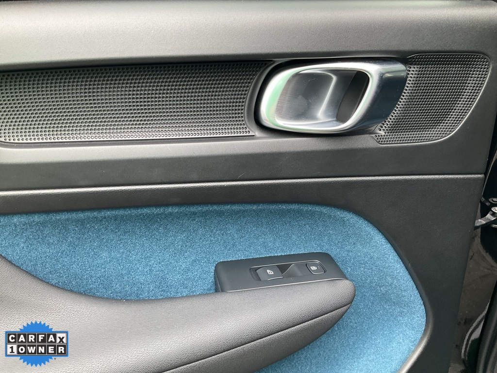 2023 Volvo C40 Recharge Ultimate photo 39