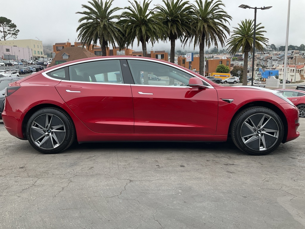 2018 Tesla Model 3 Long Range photo 3
