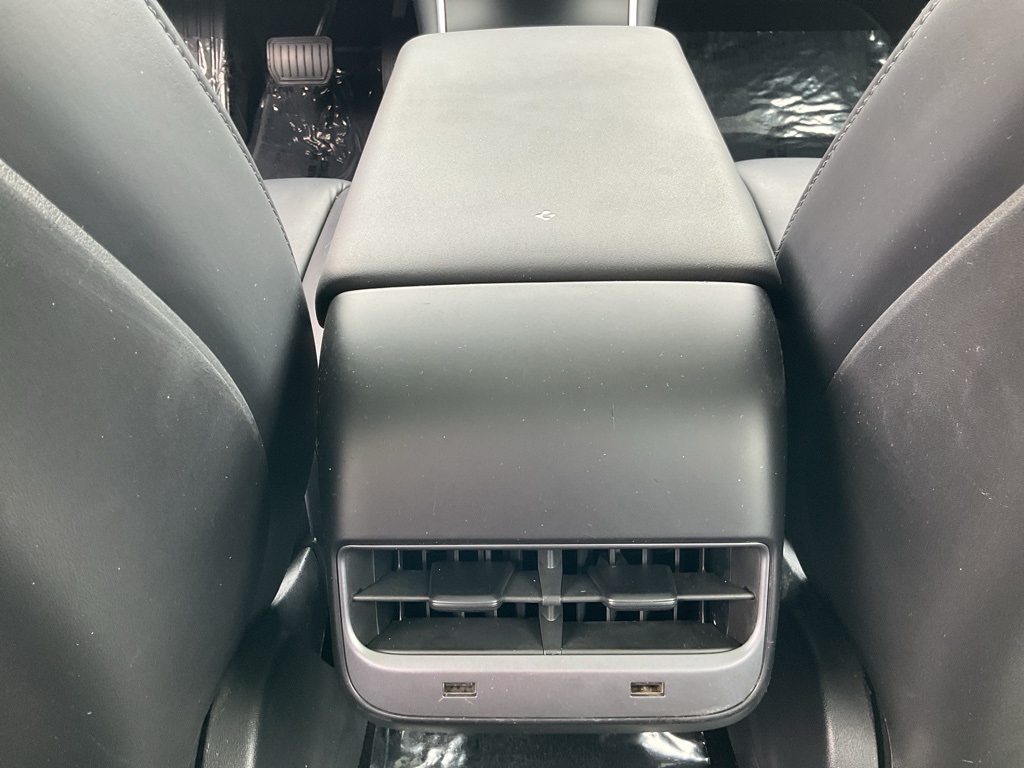 2018 Tesla Model 3 Long Range photo 24