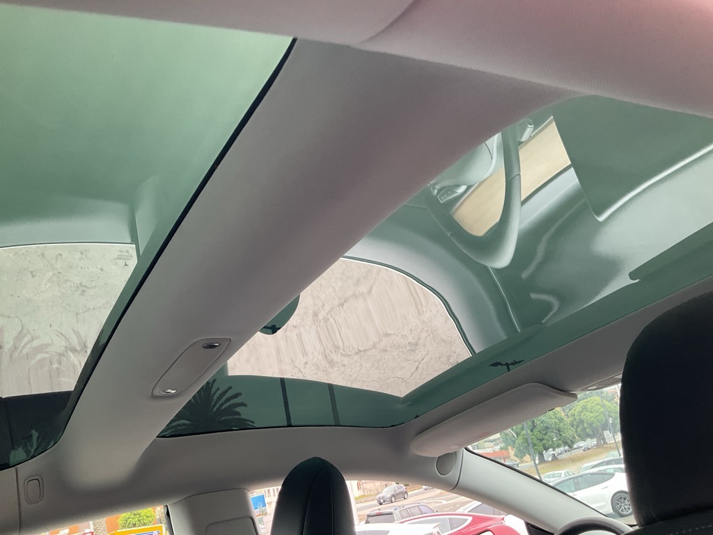 2018 Tesla Model 3 Long Range photo 49