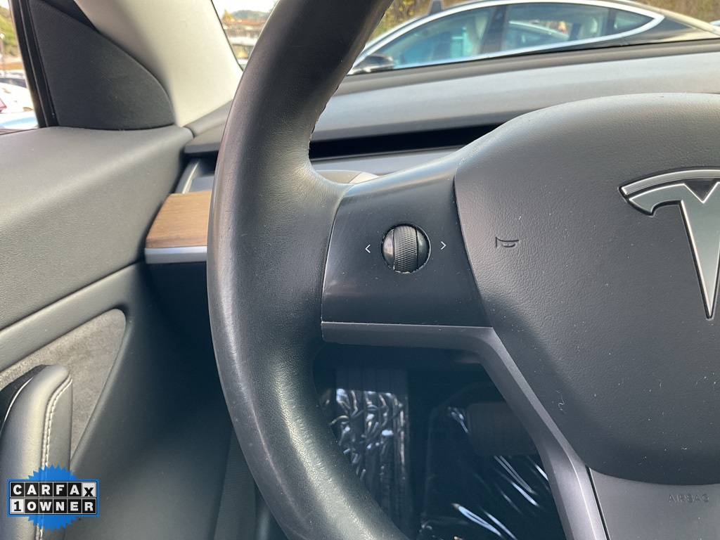 2018 Tesla Model 3 Long Range photo 30