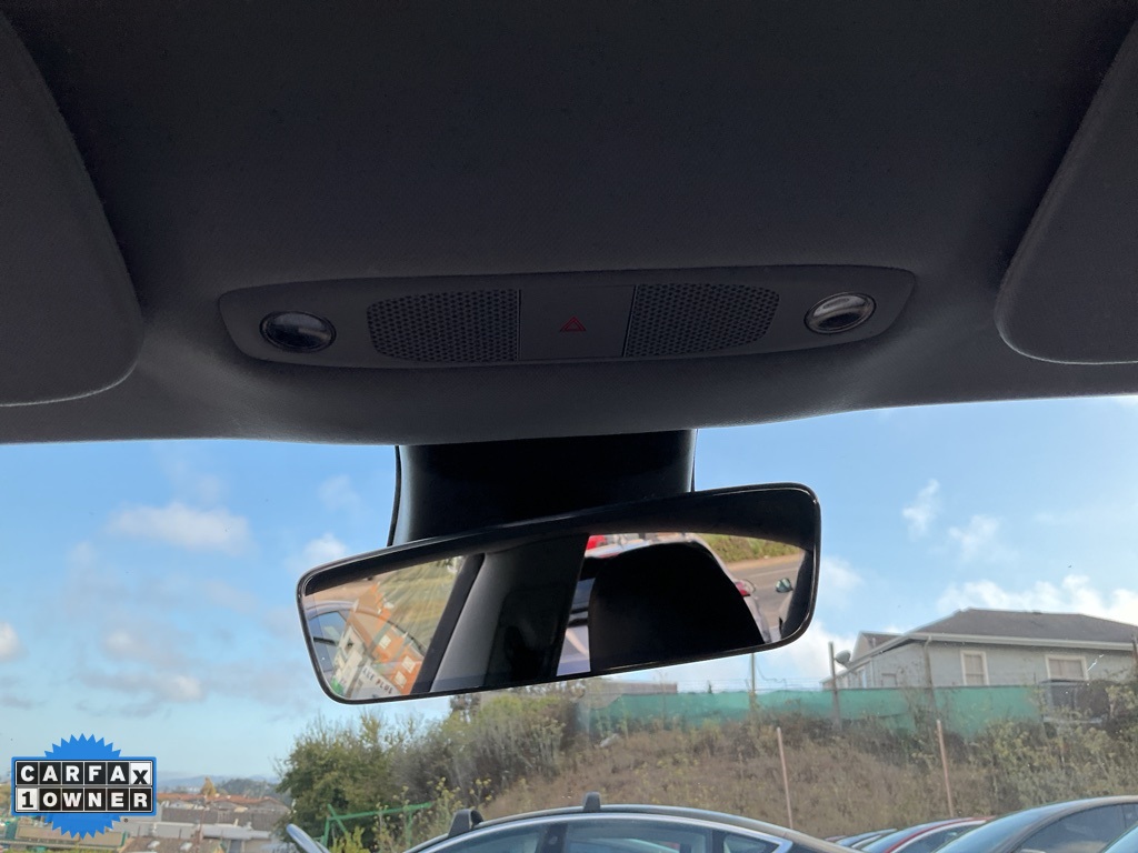 2018 Tesla Model 3 Long Range photo 32