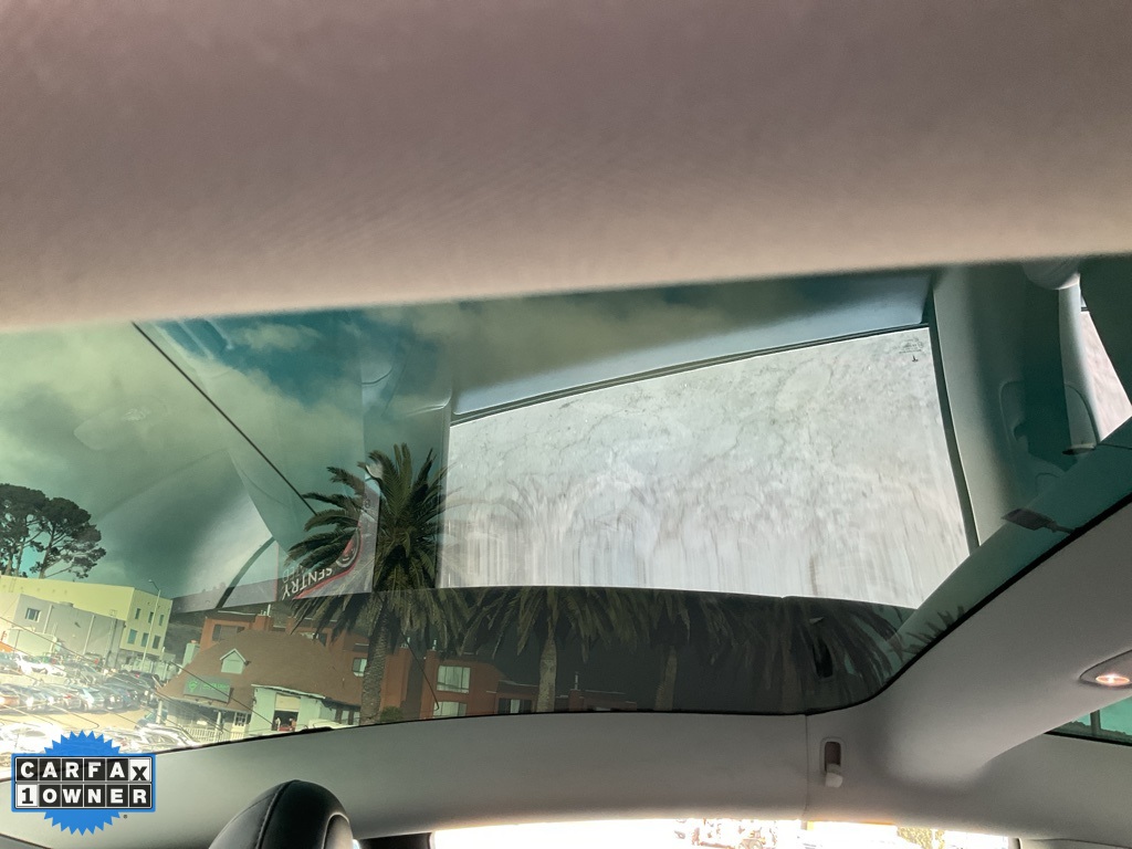 2018 Tesla Model 3 Long Range photo 45