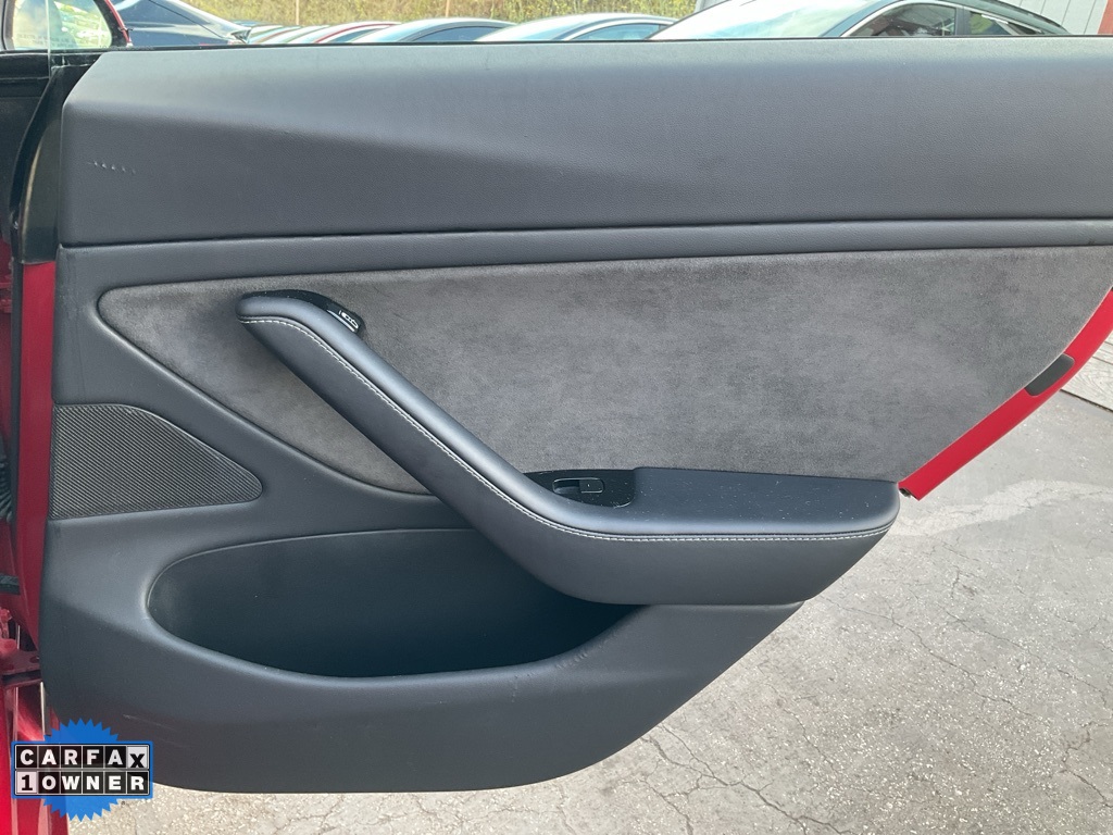 2018 Tesla Model 3 Long Range photo 50