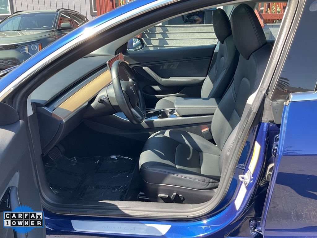 2018 Tesla Model 3 Long Range photo 11