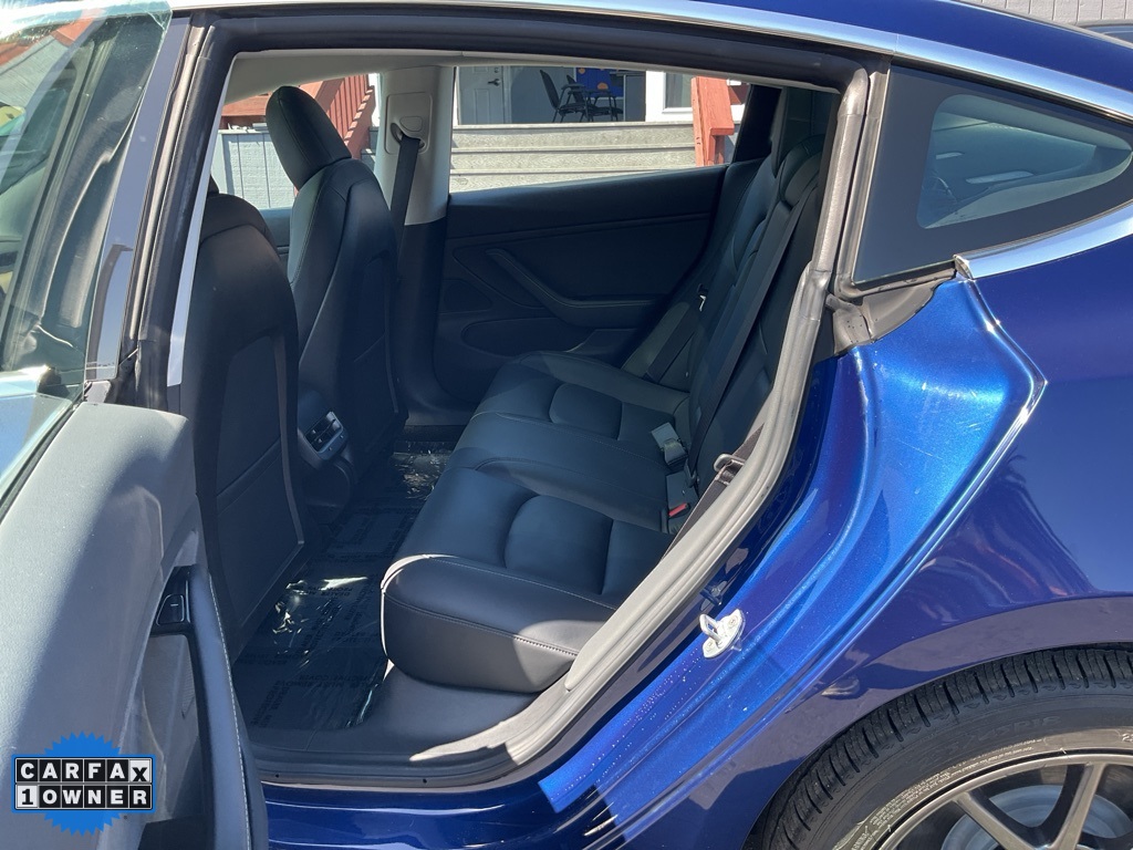 2018 Tesla Model 3 Long Range photo 21
