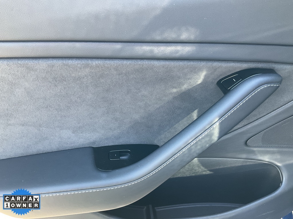 2018 Tesla Model 3 Long Range photo 44