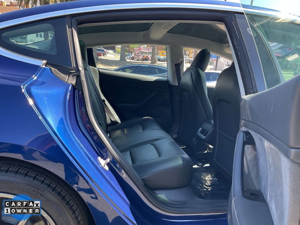 2018 Tesla Model 3 Long Range photo 45