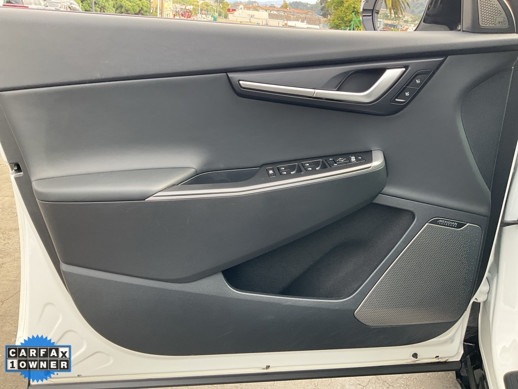 2022 Kia EV6 Light Wind GT-Line photo 17