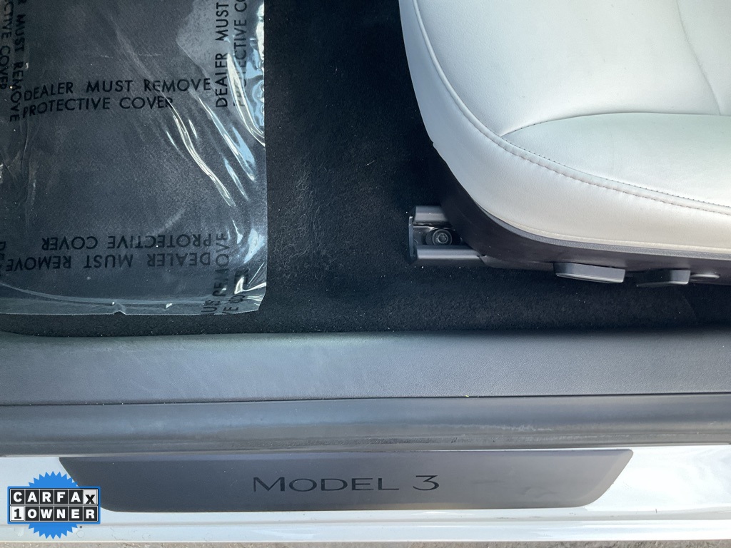 2022 Tesla Model 3 photo 13