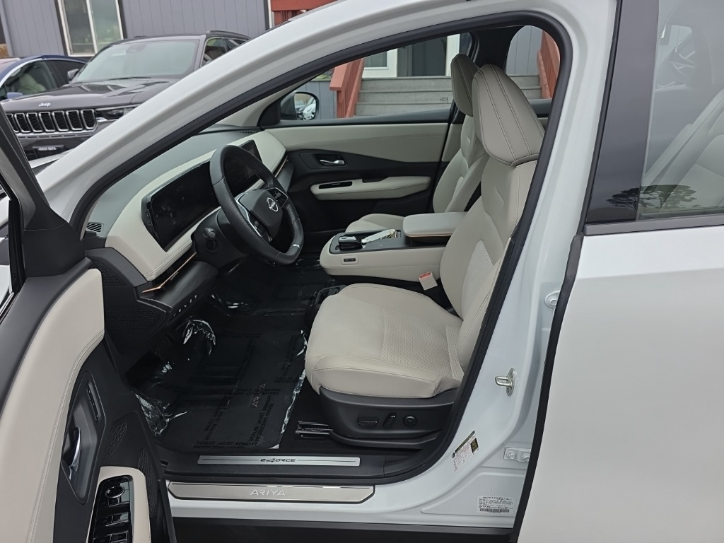 2023 Nissan ARIYA Engage photo 12