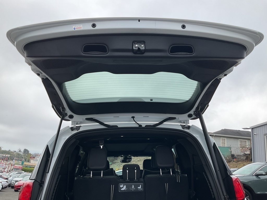 2019 Chrysler Pacifica Hybrid Limited photo 8