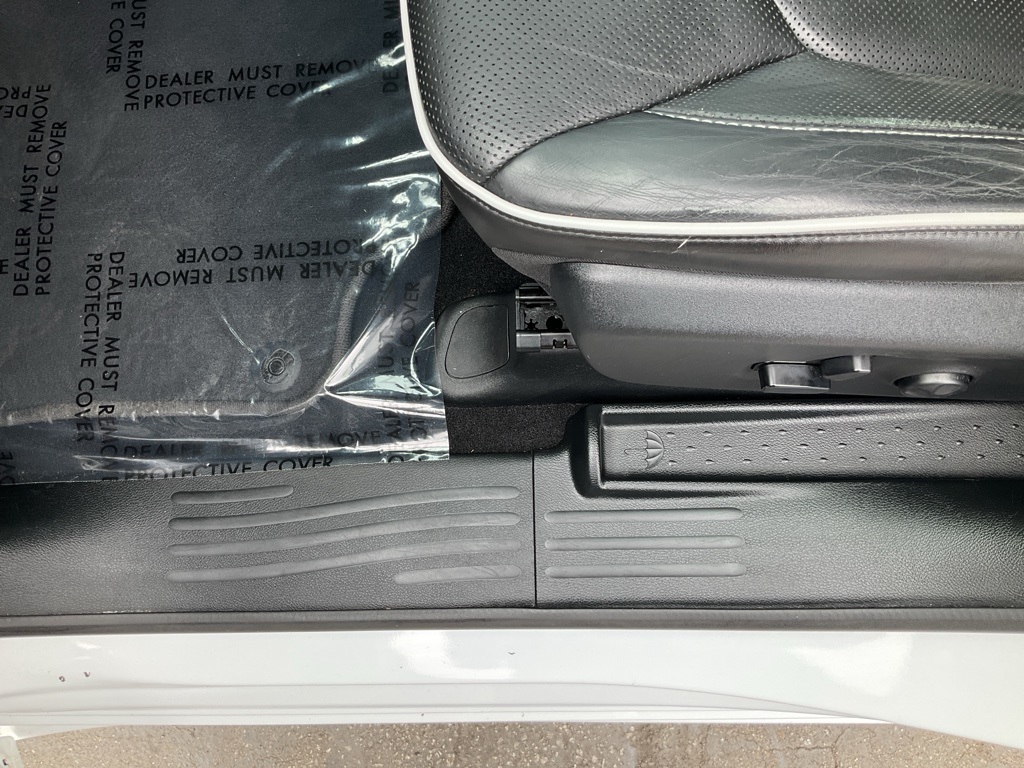 2019 Chrysler Pacifica Hybrid Limited photo 11