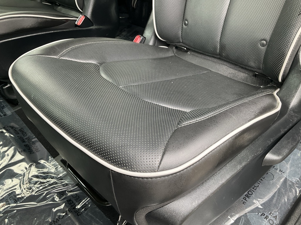 2019 Chrysler Pacifica Hybrid Limited photo 19