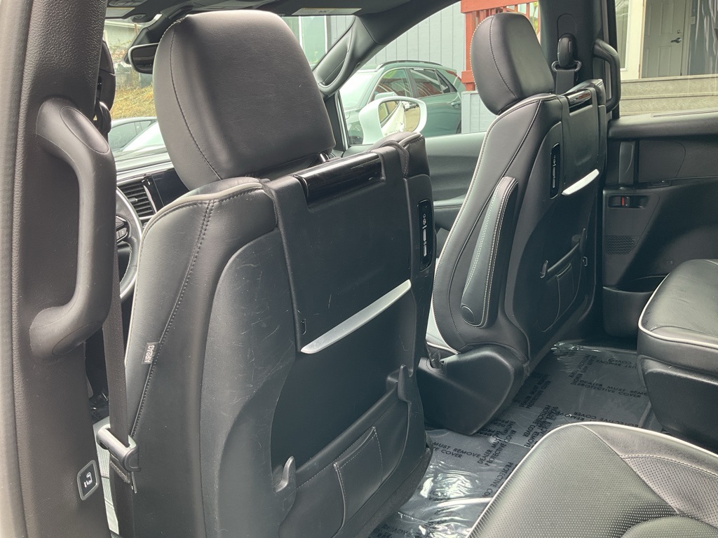 2019 Chrysler Pacifica Hybrid Limited photo 24