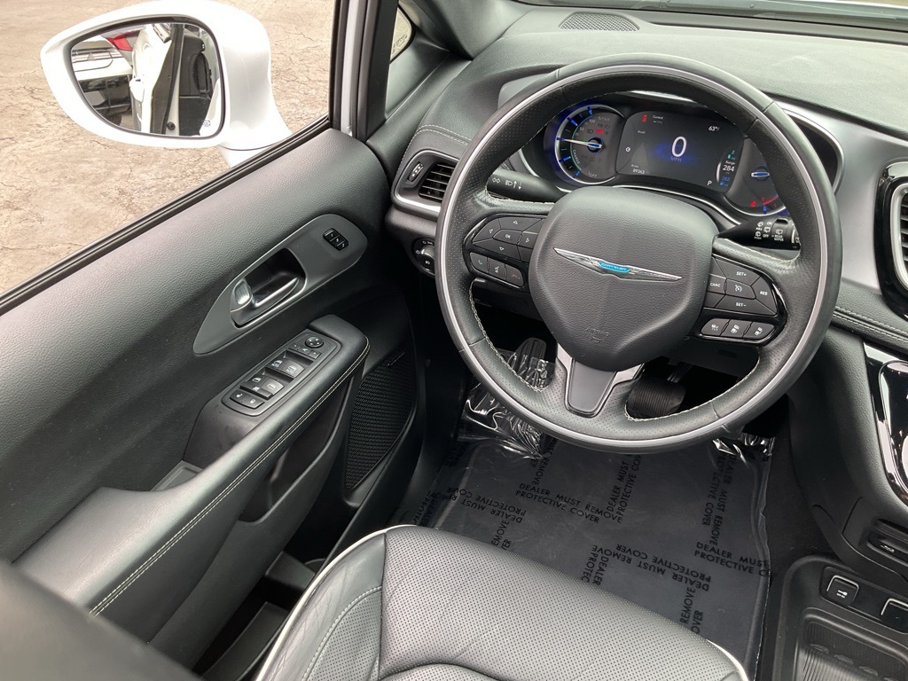 2019 Chrysler Pacifica Hybrid Limited photo 28