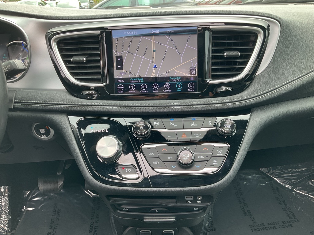 2019 Chrysler Pacifica Hybrid Limited photo 33