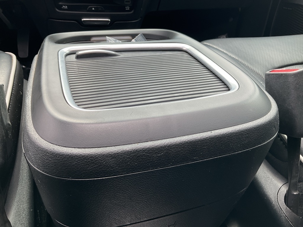 2019 Chrysler Pacifica Hybrid Limited photo 36
