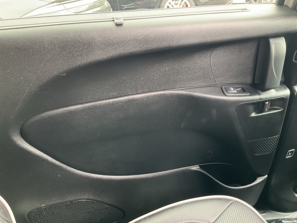 2019 Chrysler Pacifica Hybrid Limited photo 38
