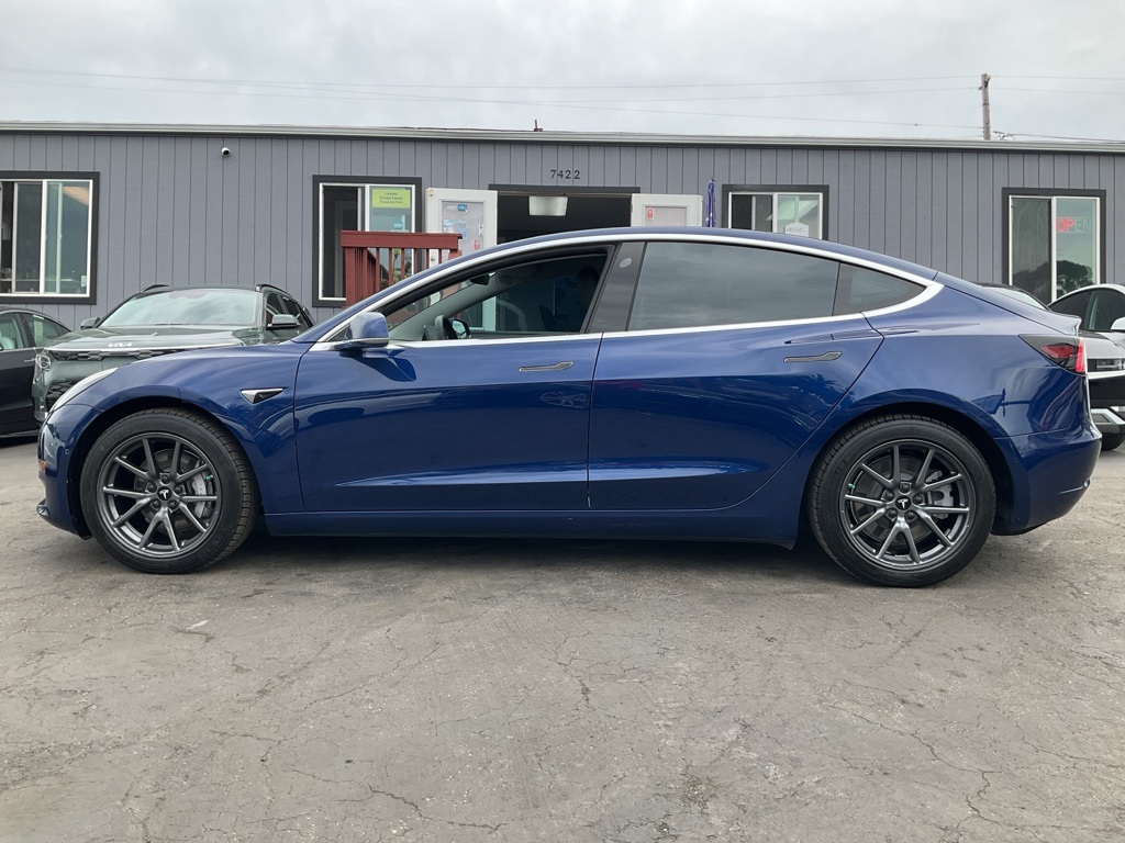 2019 Tesla Model 3 Long Range photo 5