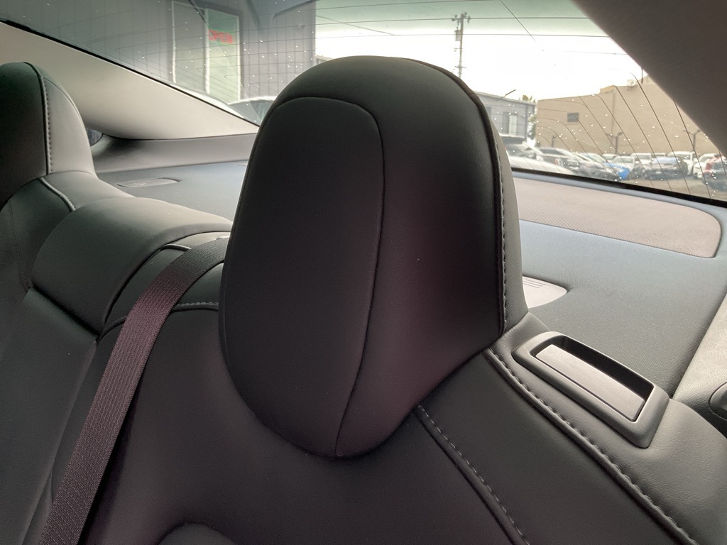 2019 Tesla Model 3 Long Range photo 27