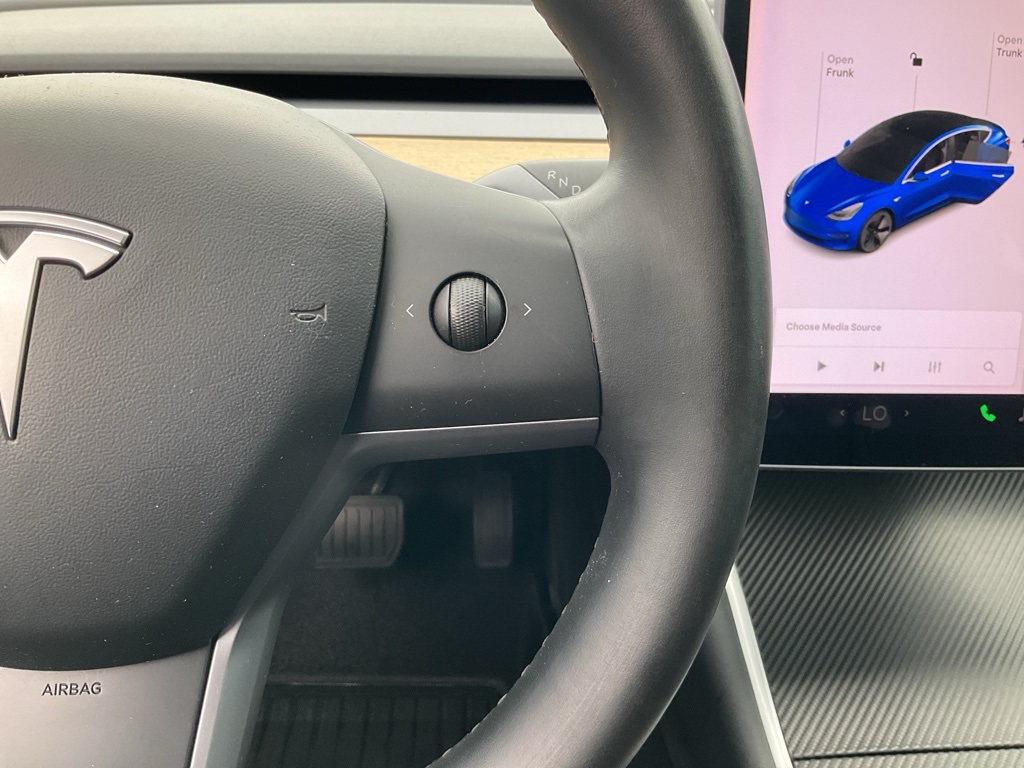 2019 Tesla Model 3 Long Range photo 37