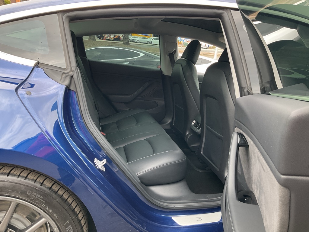 2019 Tesla Model 3 Long Range photo 46