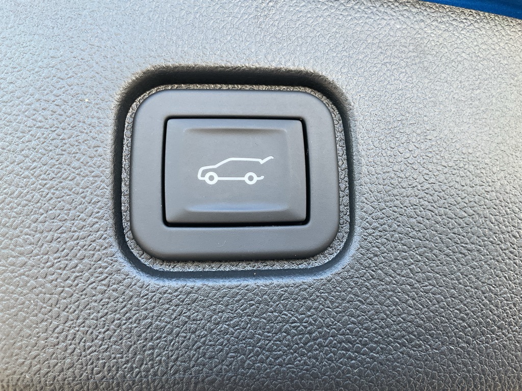 2024 Honda Prologue Touring photo 9